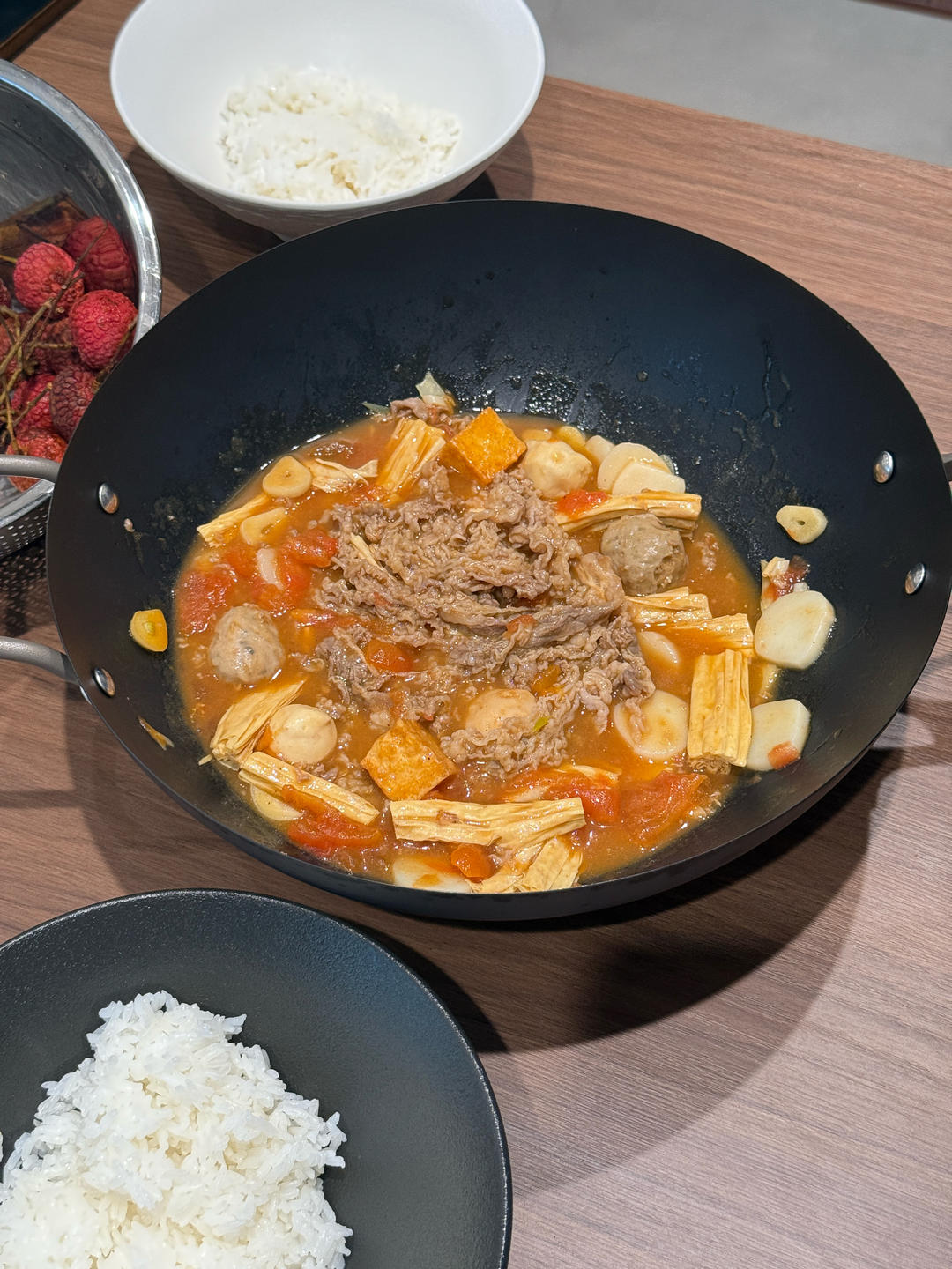番茄腐竹牛肉煲