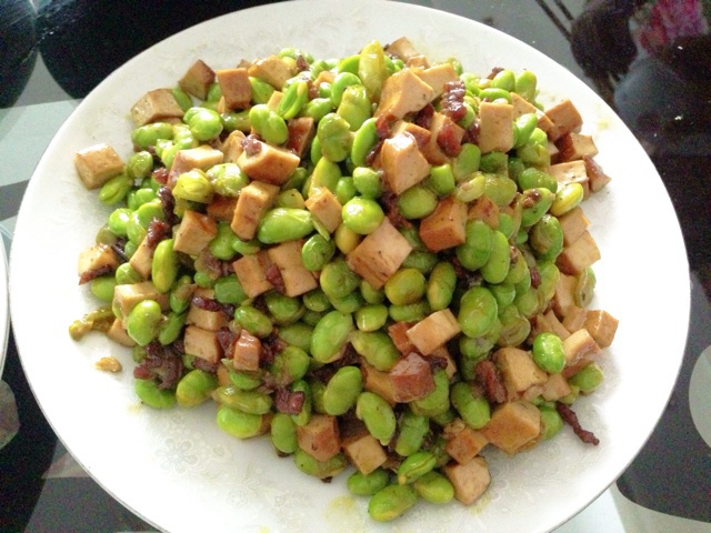 毛豆炒肉丁