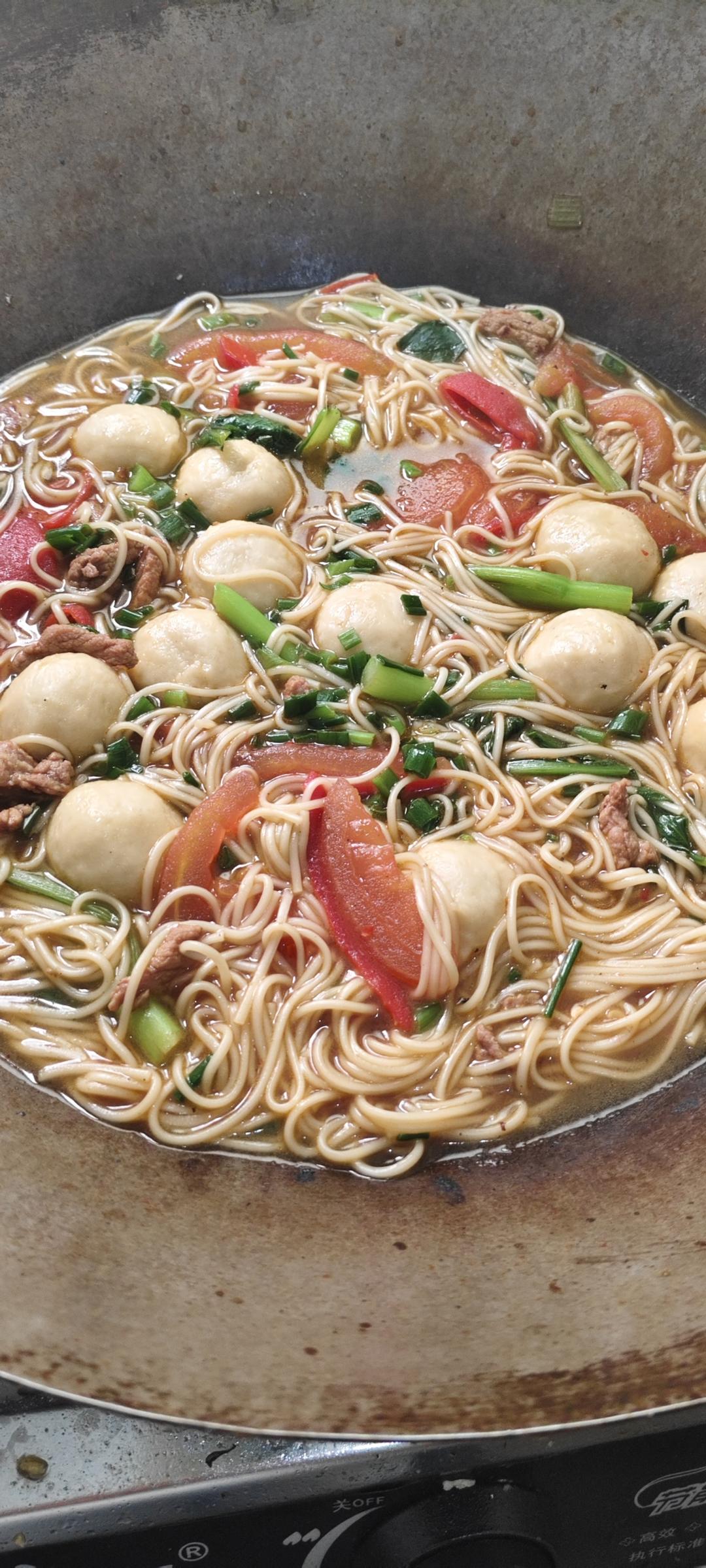 番茄肉丝汤面