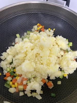 超级美味的～茄汁蛋包土豆泥🍅🥚🥔❗️❗️❗️减脂期的做法 步骤9