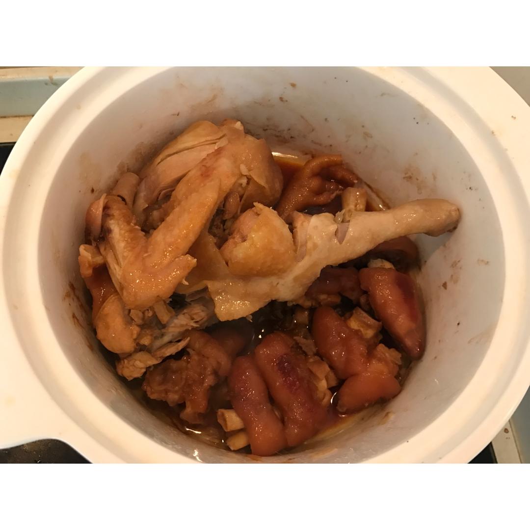 林志鹏自动烹饪锅烹制猪蹄焖鸡-捷赛私房菜