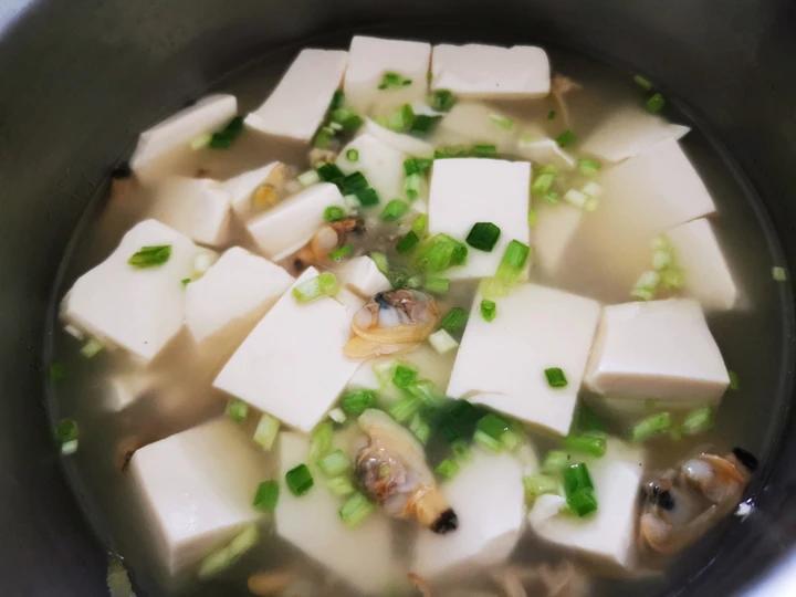 河蚌豆腐汤-春天喝碗河蚌汤，夏天不生痱子不长疮