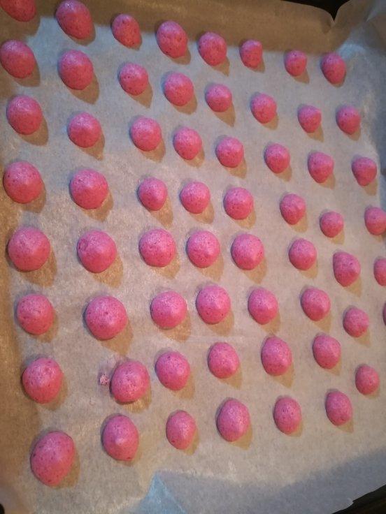 迷人的火龙果溶豆酸奶溶豆宝宝辅食