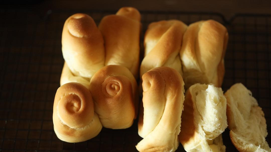 纯奶手撕吐司的做法 步骤1