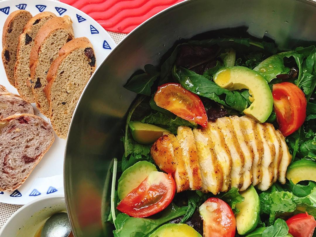 酷炫屌炸天好吃的煎鸡胸肉（香蒜蜂蜜煎鸡胸肉）