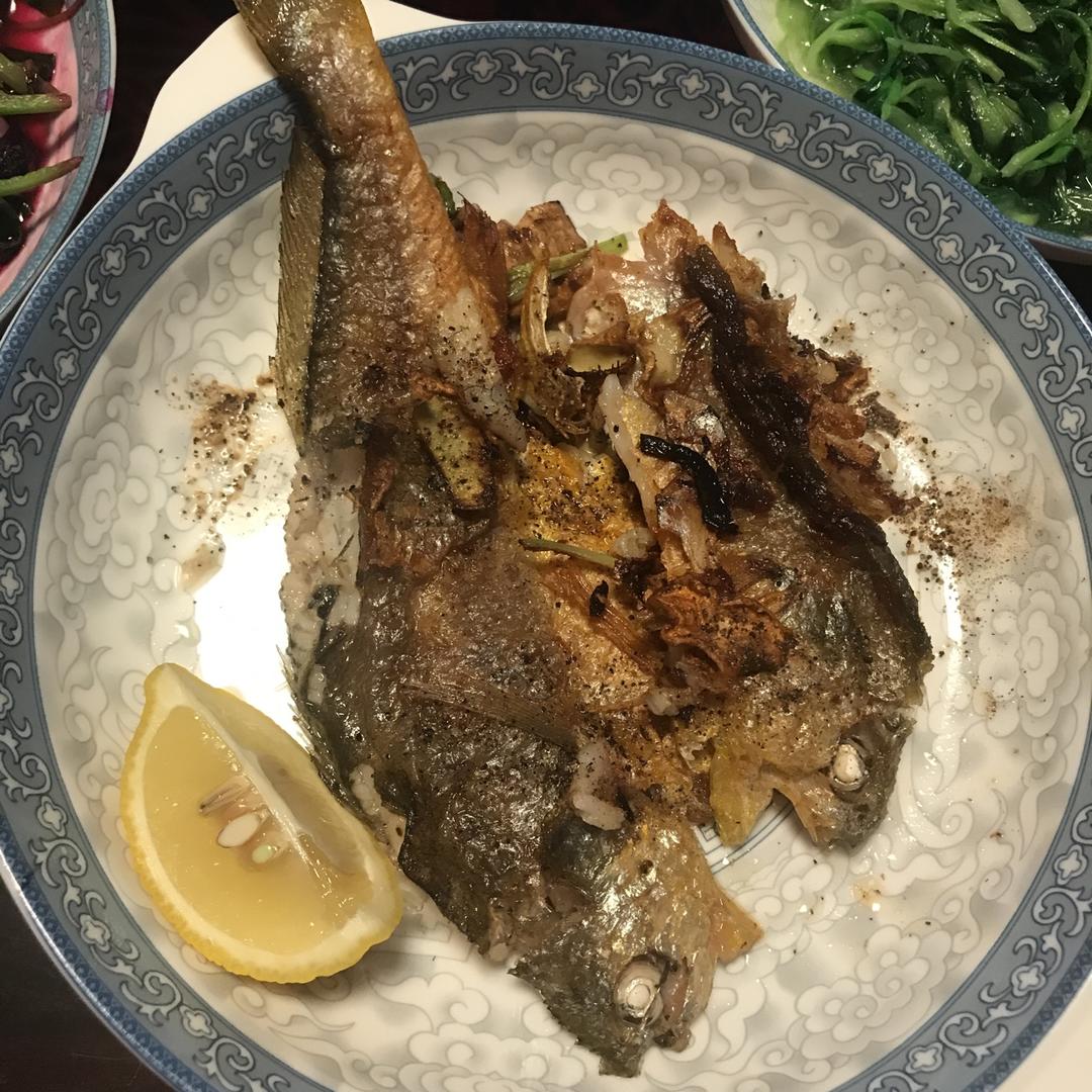香煎小黄鱼