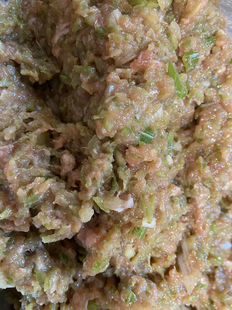 芹菜猪肉馅儿饺子