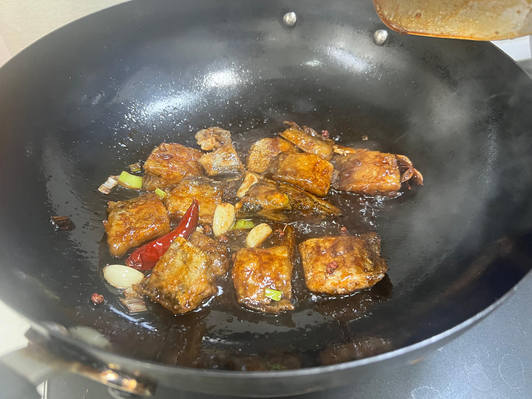 零失误的红烧带鱼，经典家常菜，吃了就忘不掉的味道