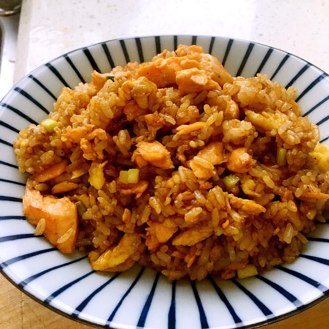 三文鱼蛋炒饭