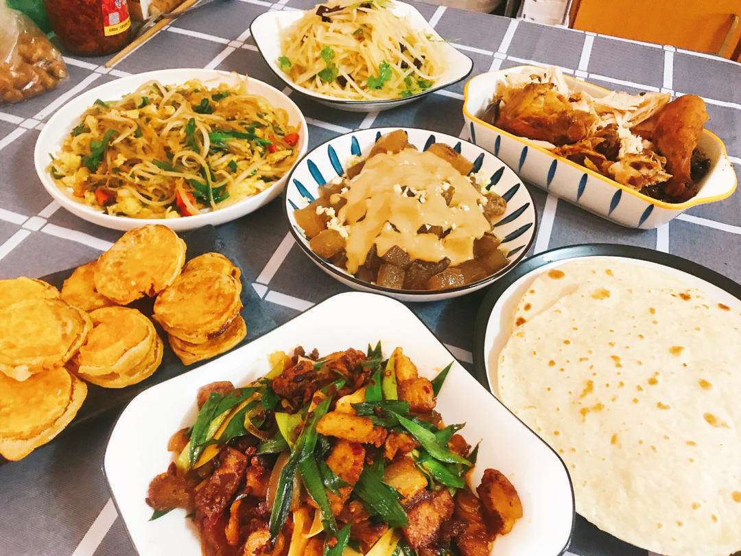 春饼的做法（北方习俗吃的摊春饼）