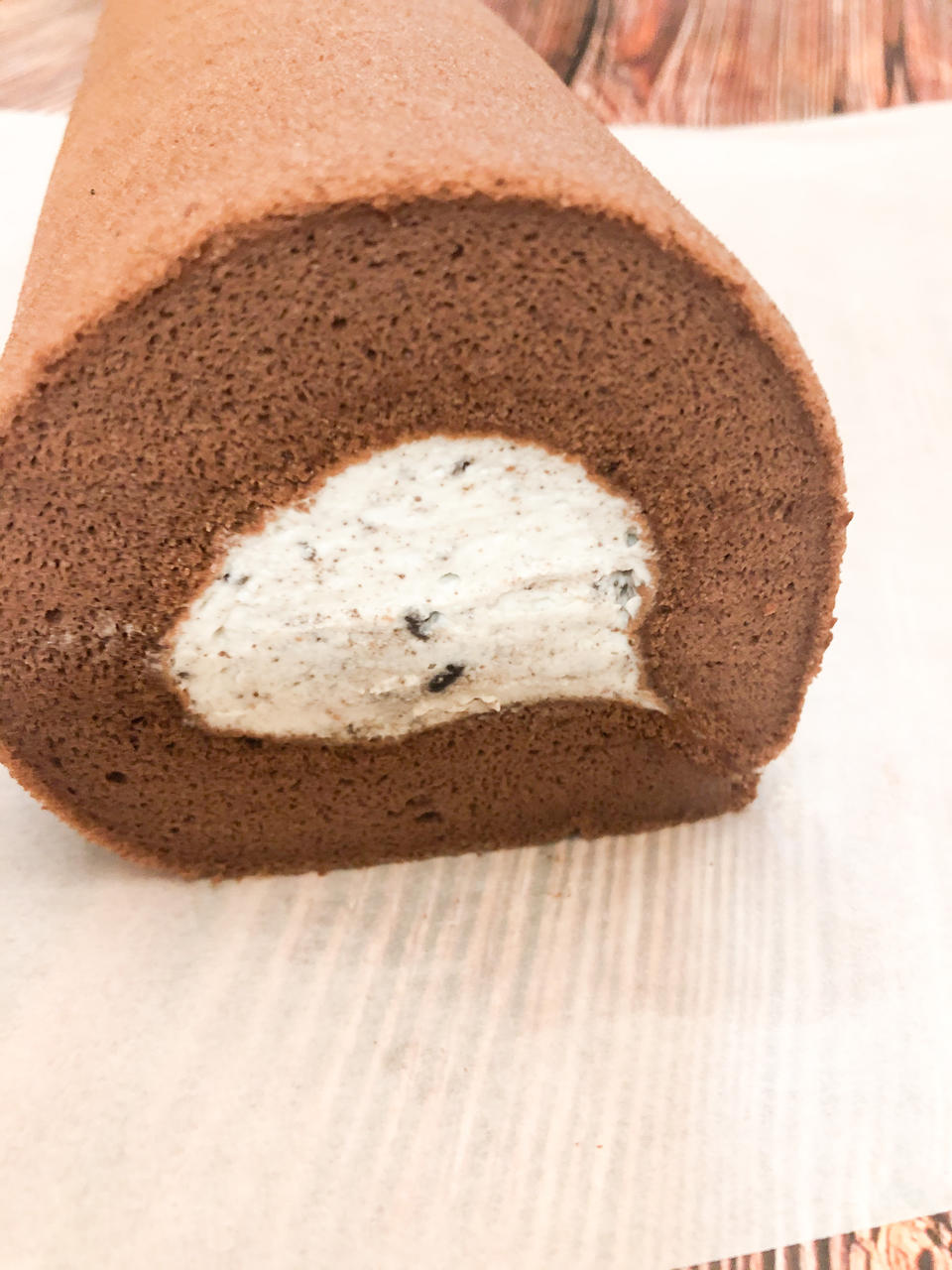 奥利奥咸奶油可可蛋糕卷