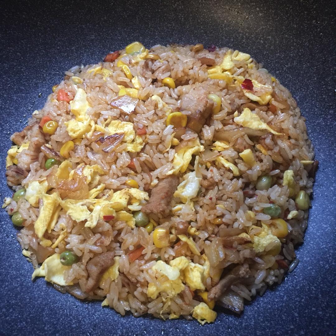 橄榄油泡菜蛋炒饭