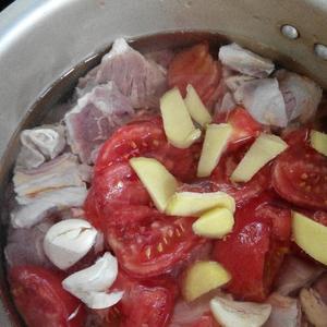 番茄牛肉的做法 步骤3