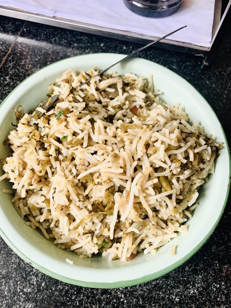 陈小瞄做的糟菜炒粉干