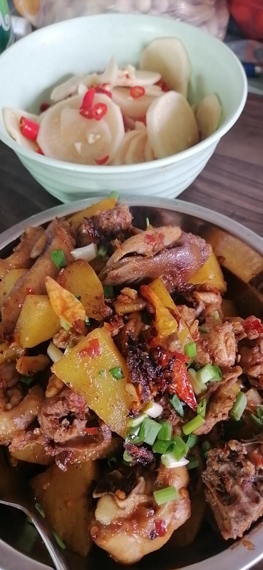 土豆炒鸡肉