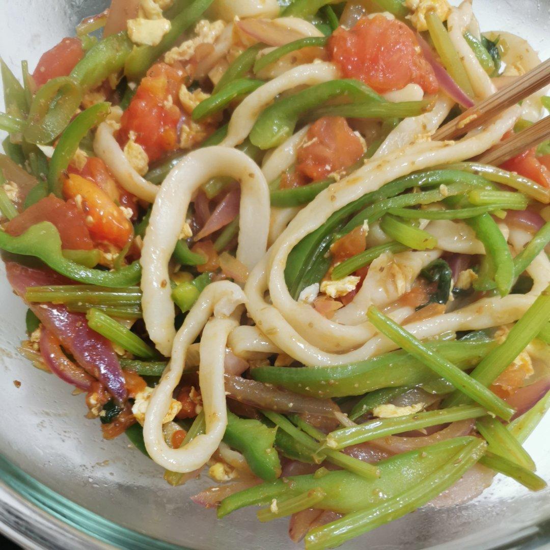 【小高姐】炒拉条子 记忆中西红柿汁裹着的那碗粗面条