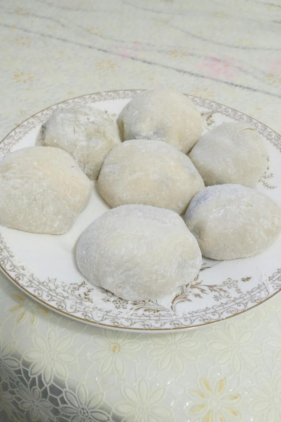 腹黑白胖子——奥利奥雪媚娘