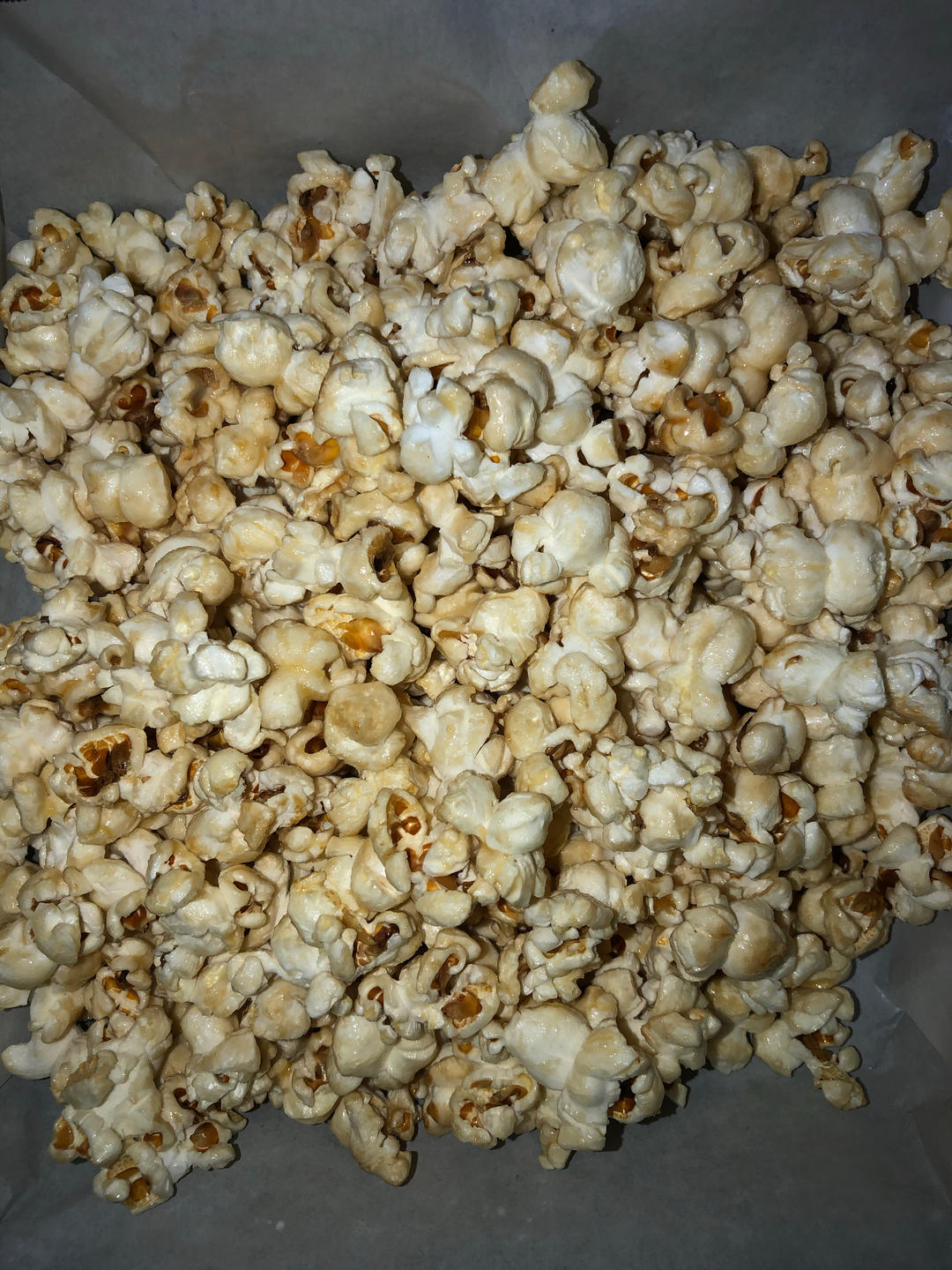 爆米花来了！！！超级简单易上手的焦糖/巧克力爆米花