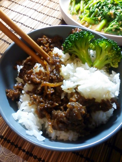 日式牛肉饭