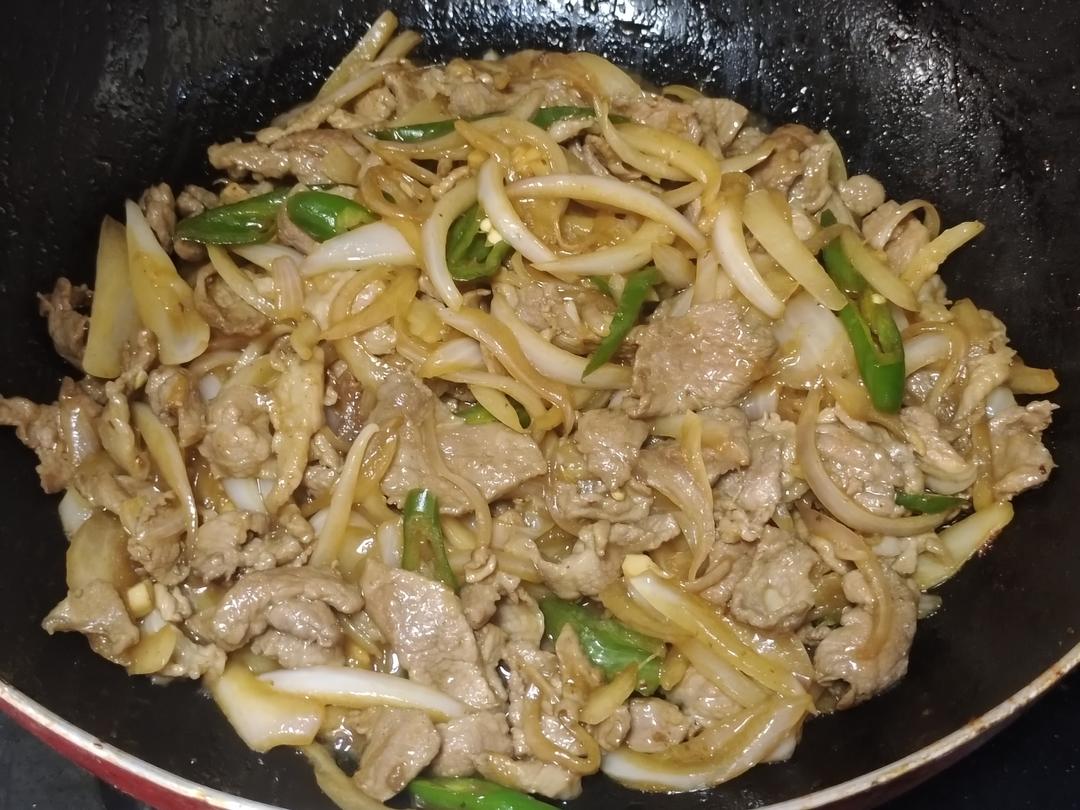 洋葱炒肉（宝宝爱吃）