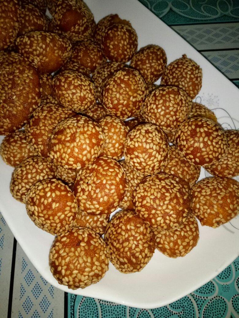 黄金球之一（南瓜芝麻球）