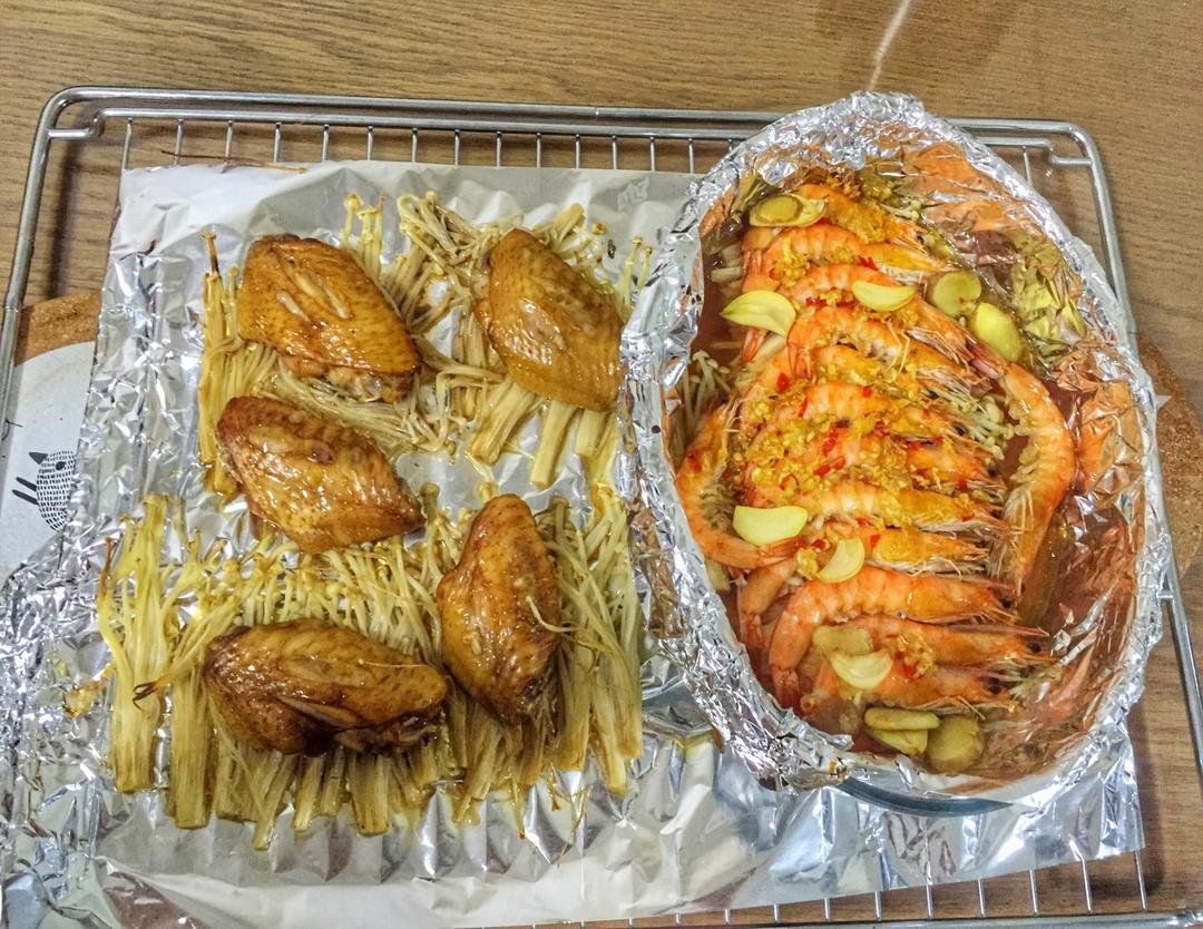 蒜蓉金针菇烤花蛤虾