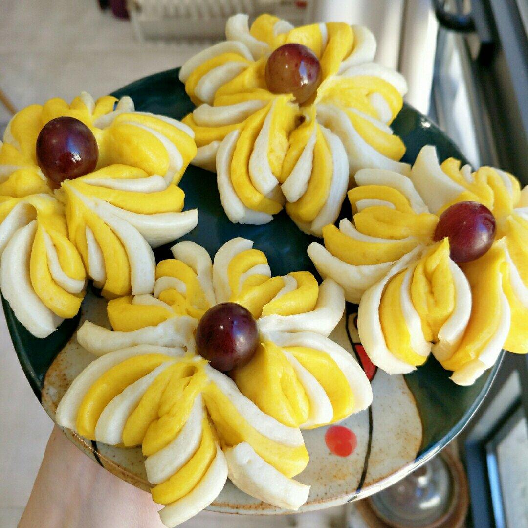 猫大王做的南瓜双色花卷