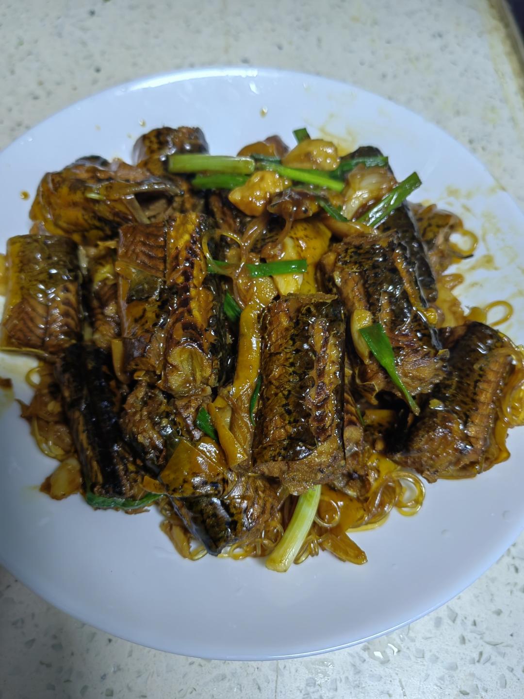 红烧蒜香鳝筒