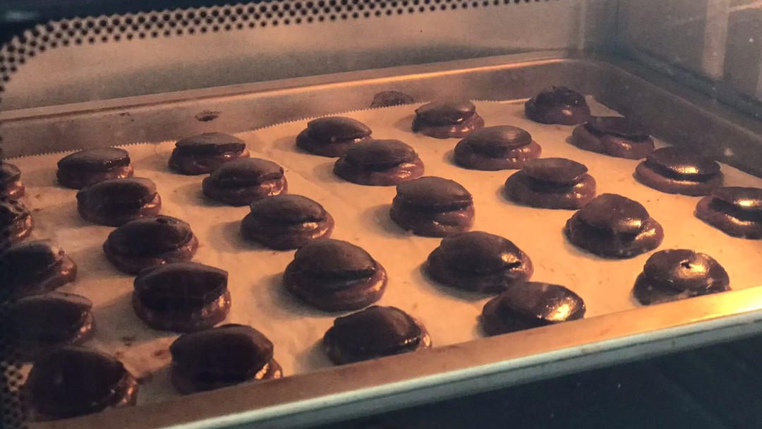 巧克力酥皮泡芙Chocolate Puff