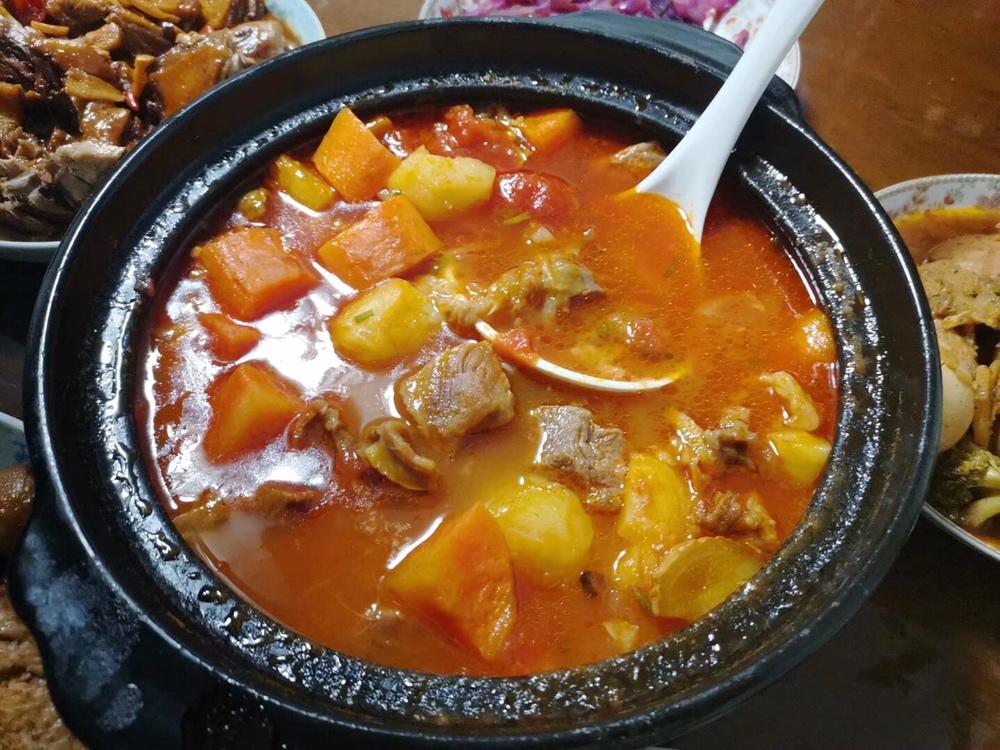 【番茄土豆炖牛腩】
