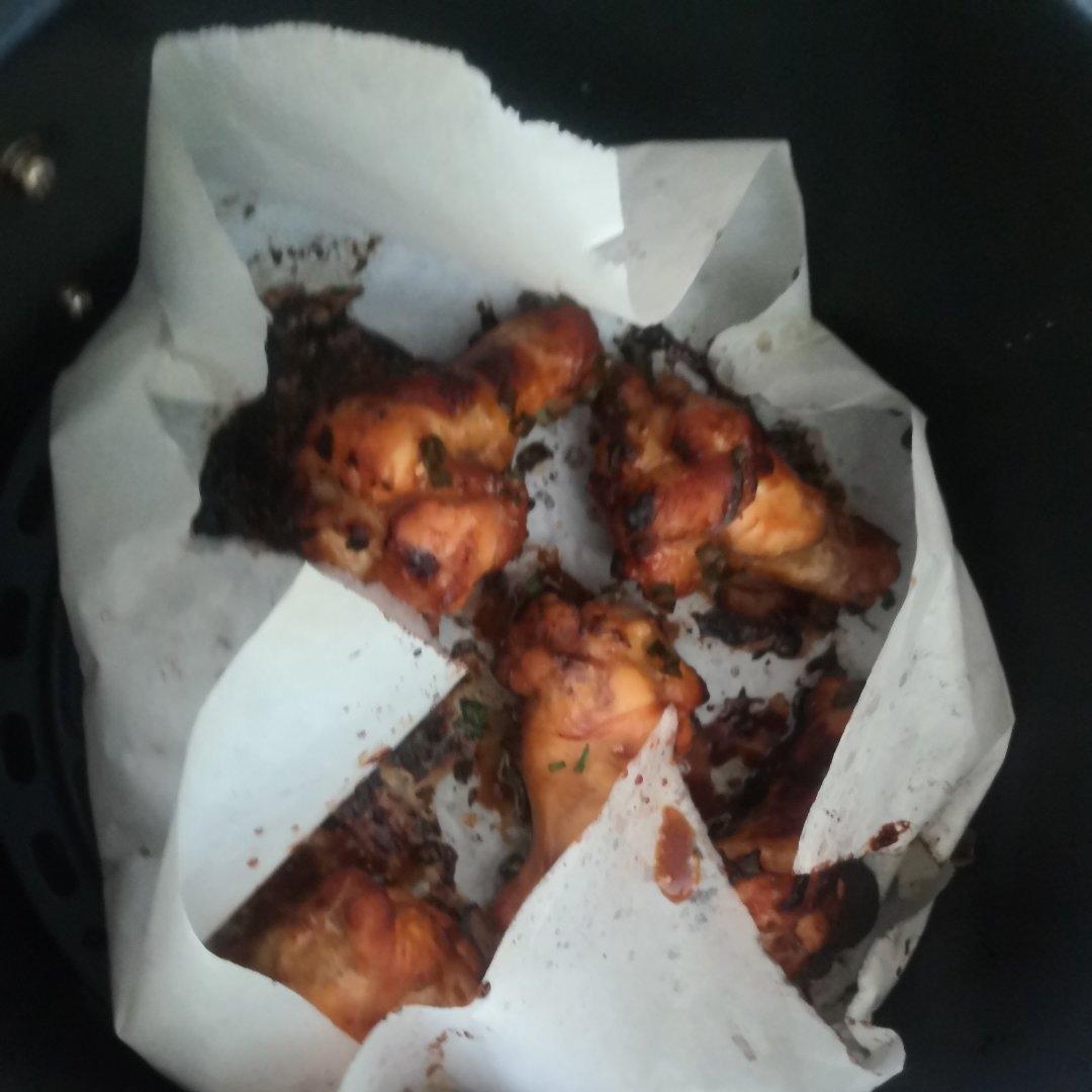 零难度！好吃到舔手指！空气炸锅无油烤鸡腿