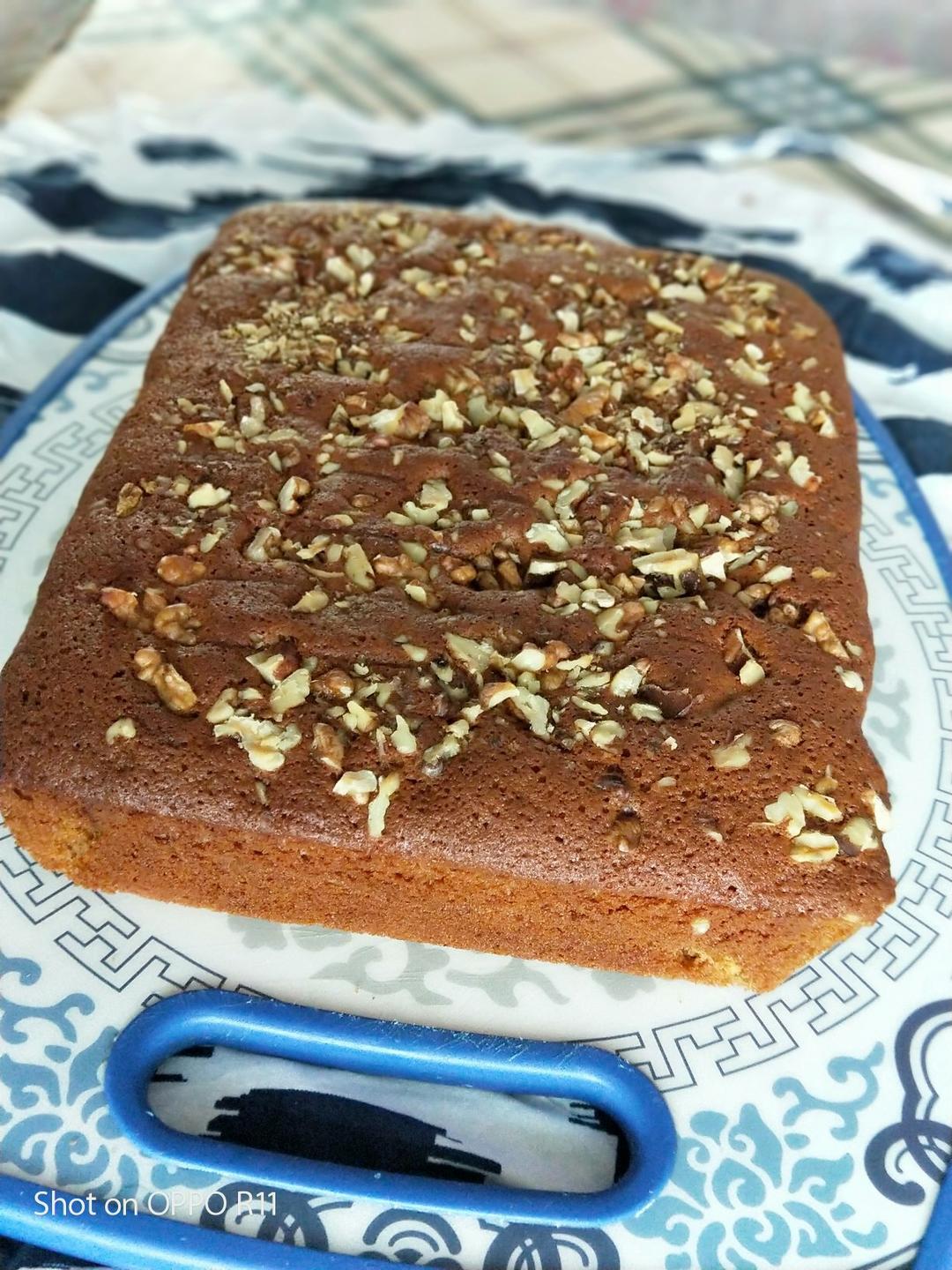 巴哈力（陪你一起吃果仁）