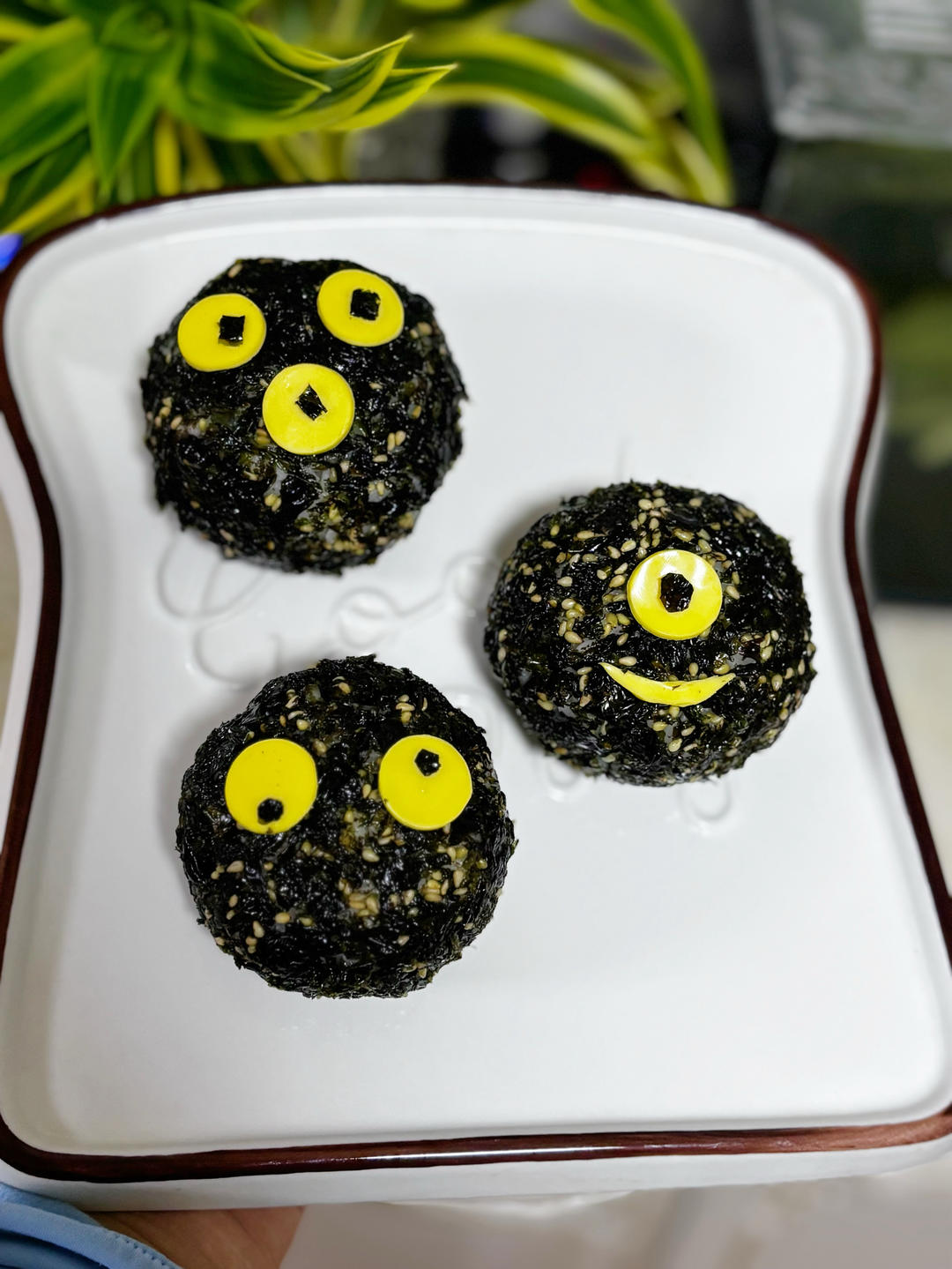 肉松海苔～万圣节小怪兽饭团