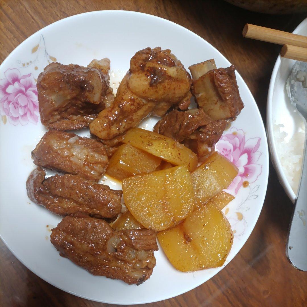 醉好吃的排骨做法，电饭锅就能搞定，软烂入味