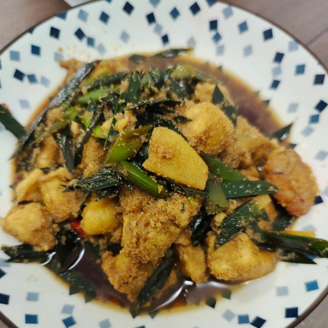 超简单的红焖黄花鱼籽