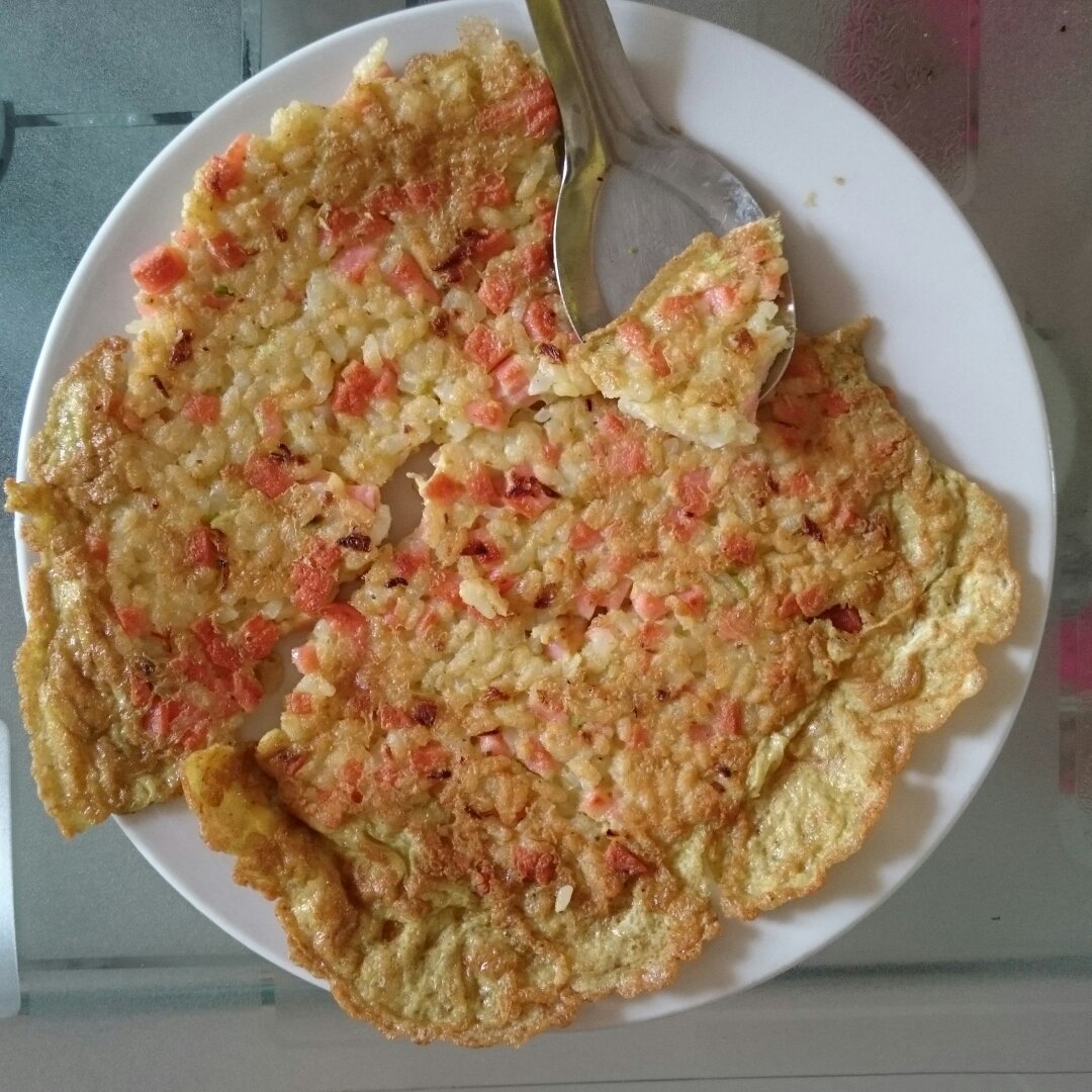 米饭鸡蛋饼