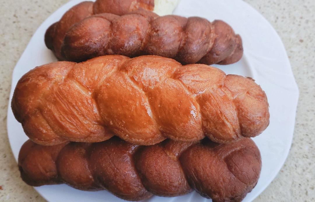 一次成功❗️外酥内软奶香蜂蜜大麻花❗️出锅就光盘～