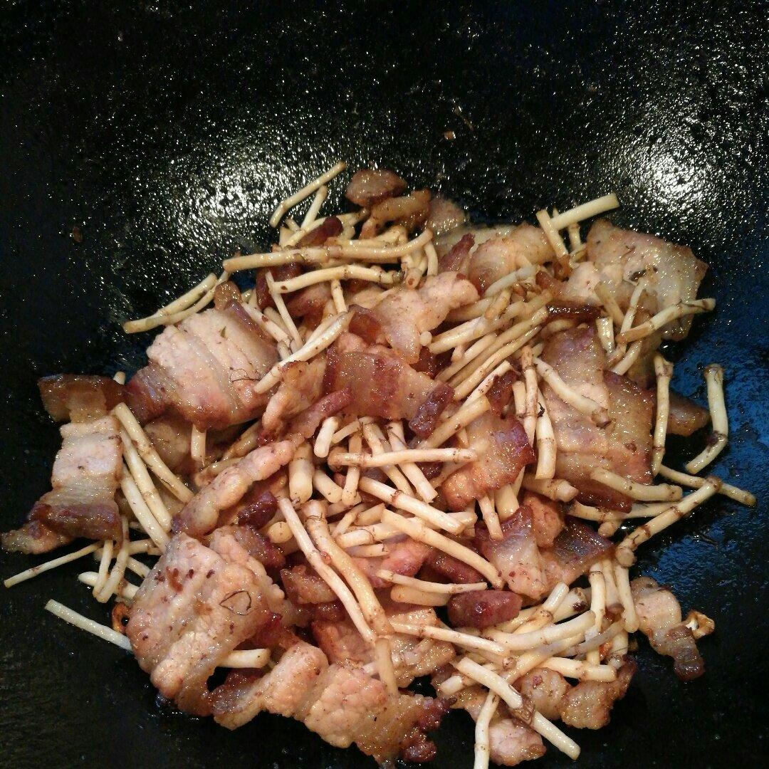 腊肉折耳根
