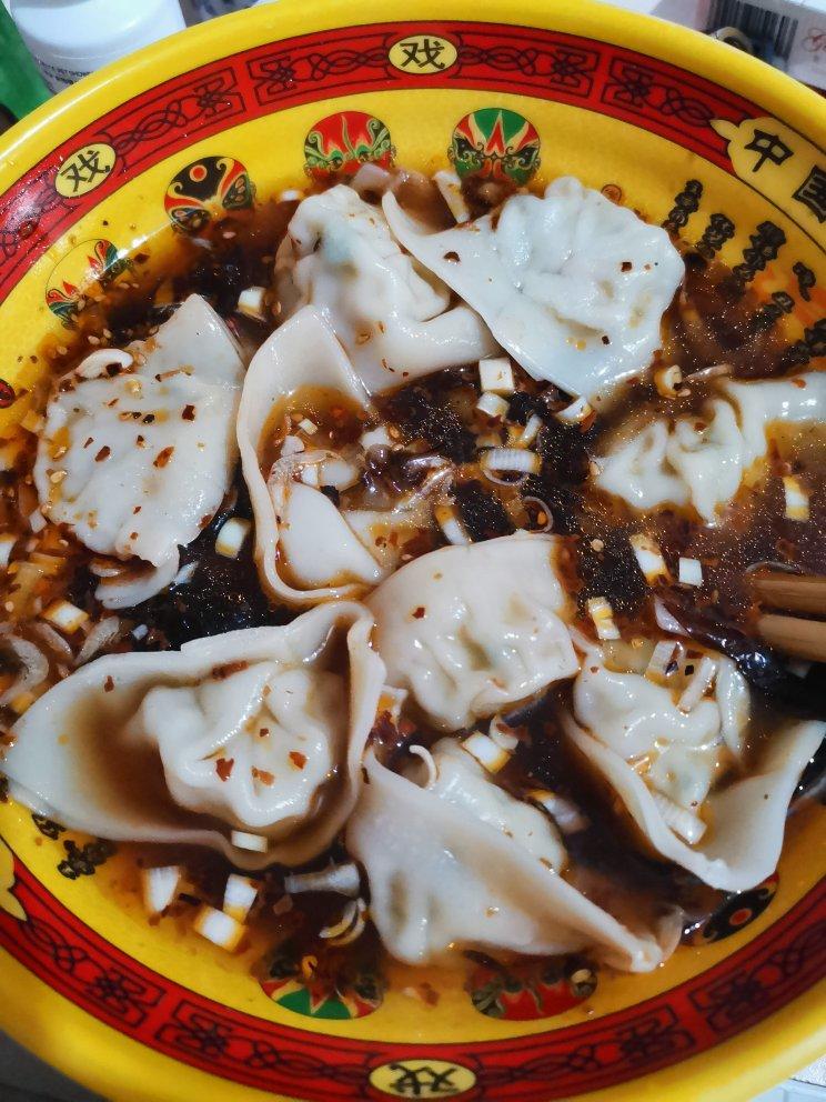馄饨肉馅+汤底