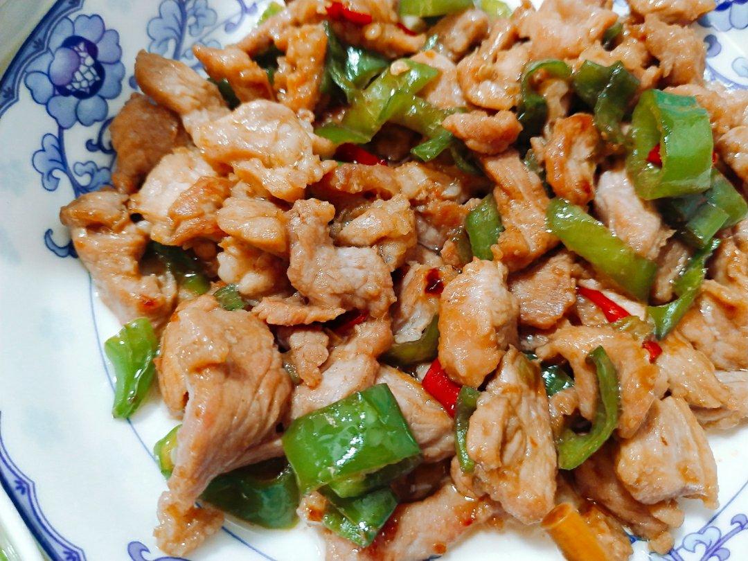 懒人必会的青椒炒肉