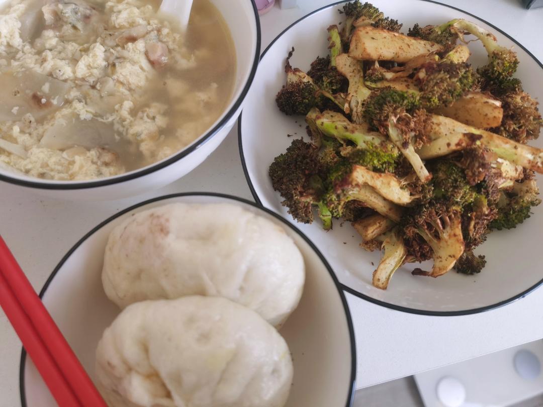 烤西兰花🥦，比烤菜花更好吃