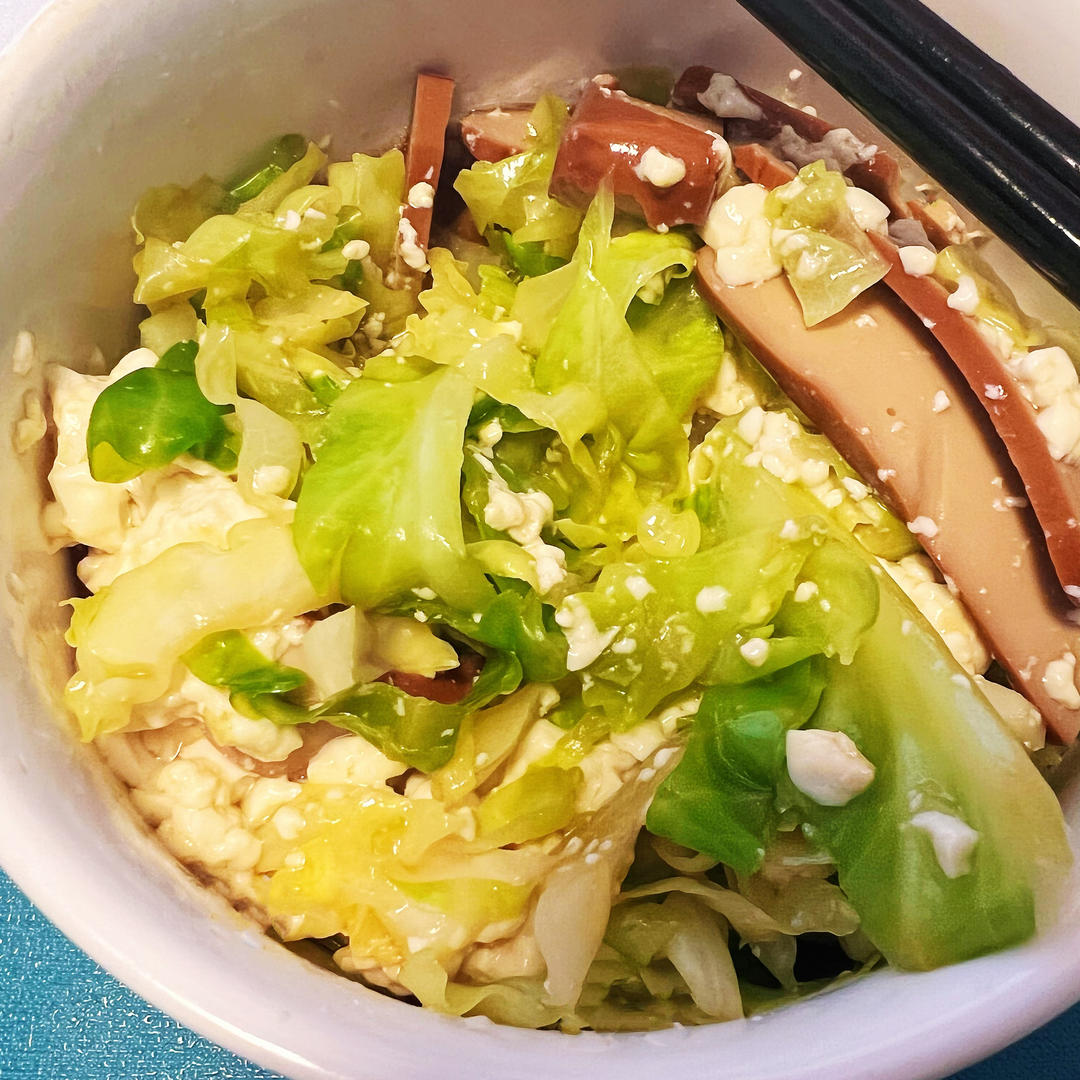 圆白菜拌豆腐