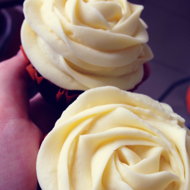 古典巧克力cupcake配马斯卡彭奶油霜