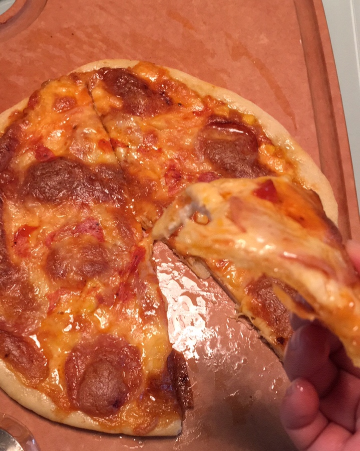 【视频】手工揉披萨面团//玛格丽特披萨