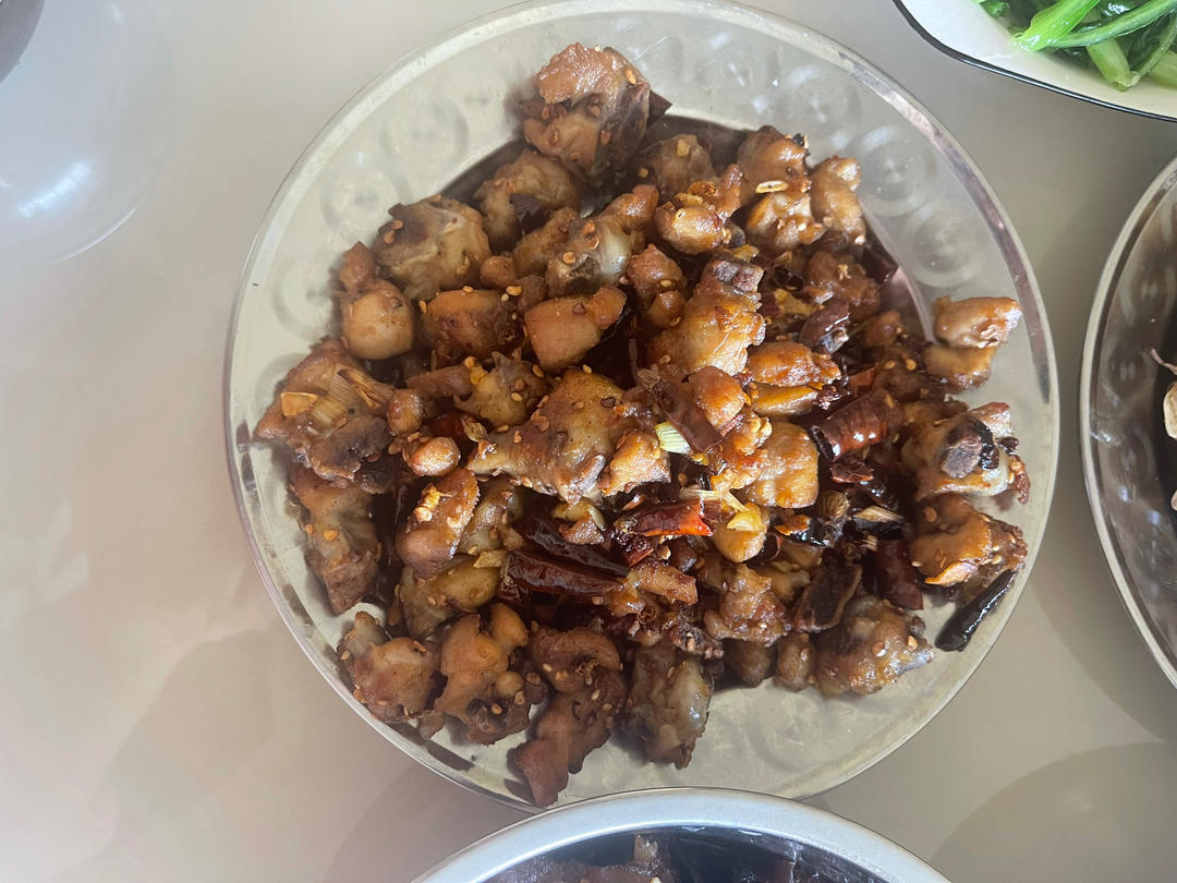 辣子鸡千万不要直接下锅炒，多加这1步，味道比饭店更好吃