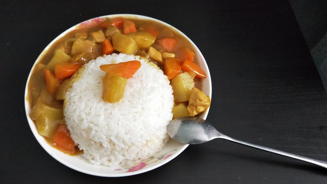 咖喱鸡饭