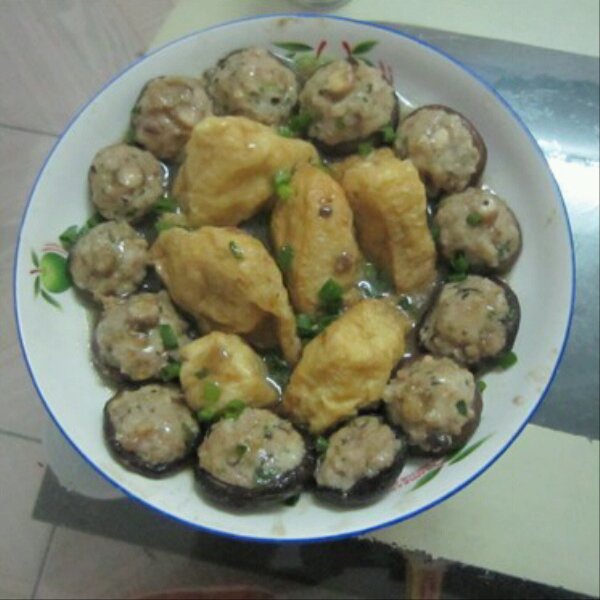 豆腐肉末酿香菇