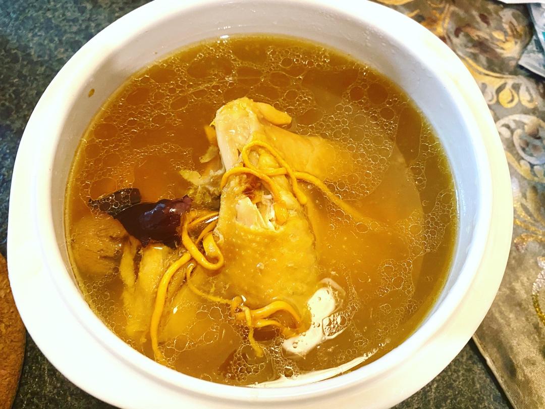 虫草花煲鸡汤