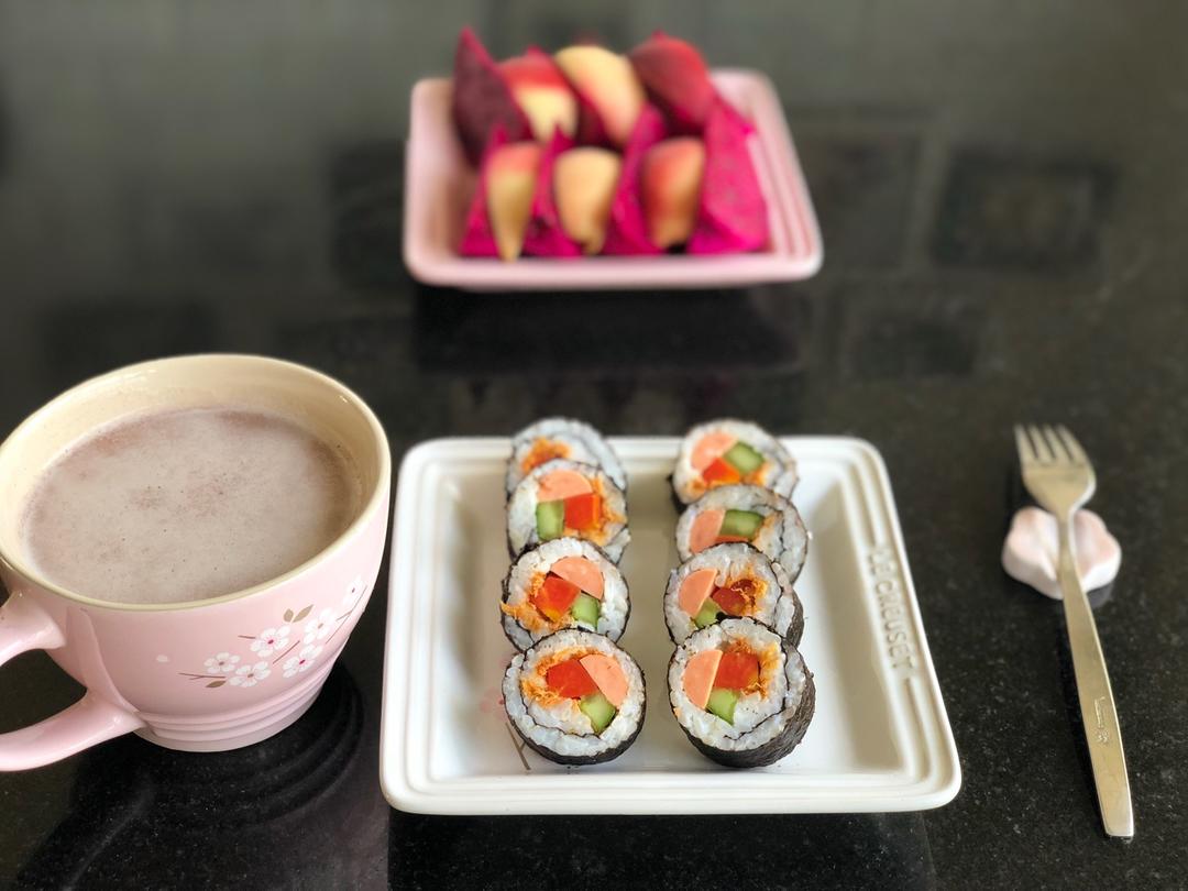 满满都是爱的心型寿司卷