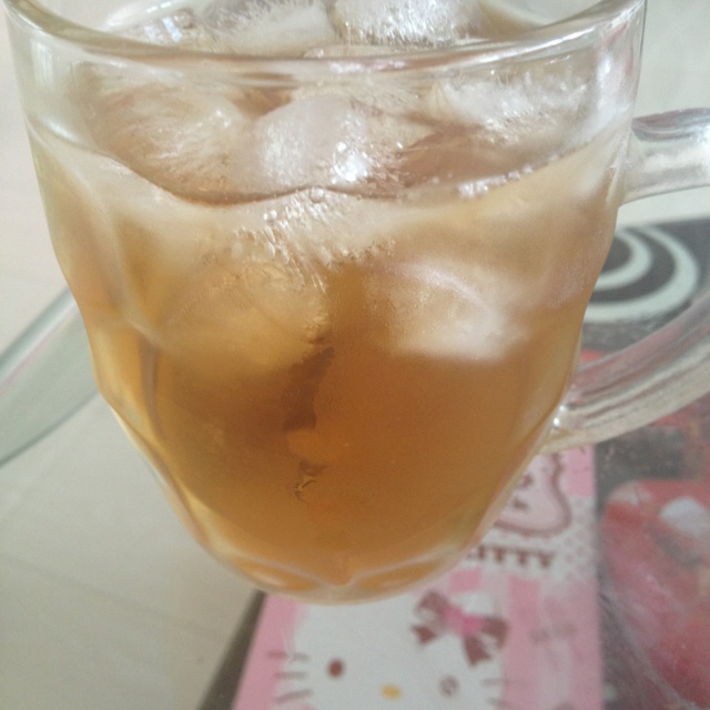 柠檬冰红茶